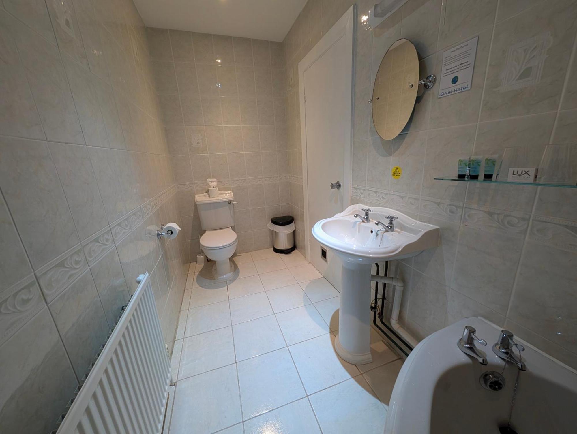 Oriel Hotel سانت أساف المظهر الخارجي الصورة